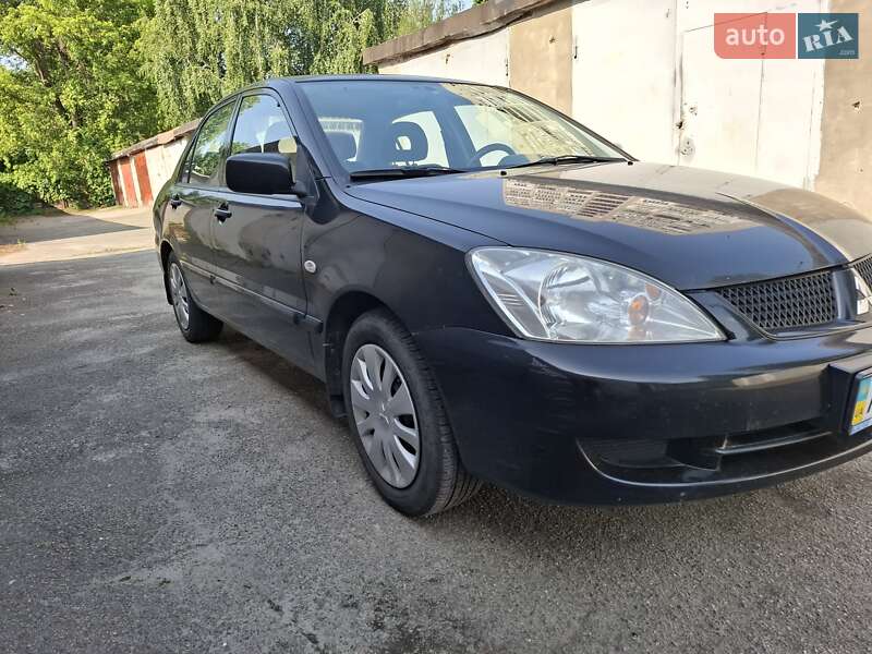 Седан Mitsubishi Lancer 2009 в Києві