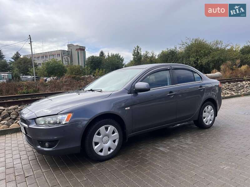 Седан Mitsubishi Lancer 2008 в Ивано-Франковске