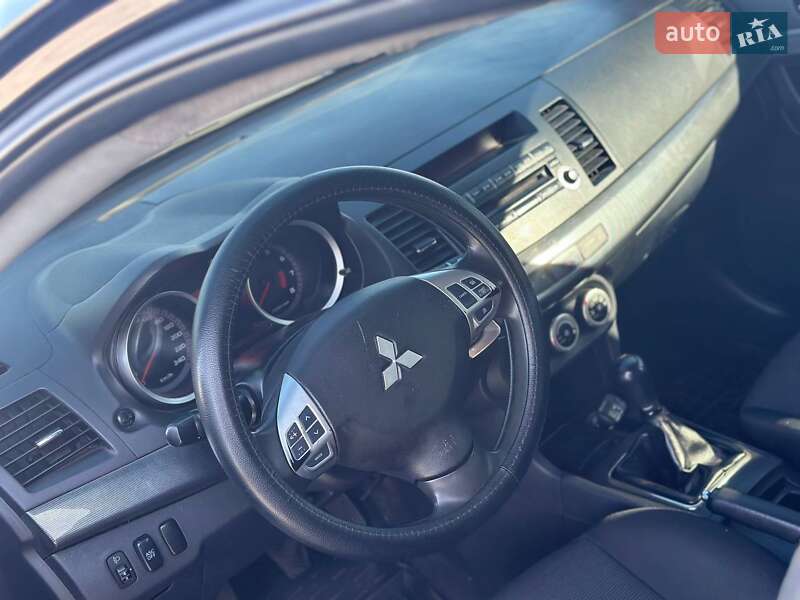 Седан Mitsubishi Lancer 2008 в Харькове