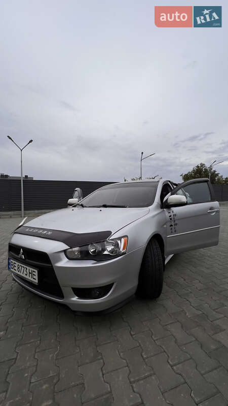 Седан Mitsubishi Lancer 2007 в Николаеве