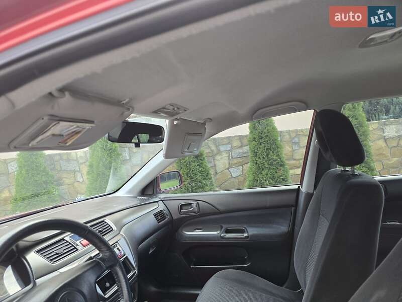 Седан Mitsubishi Lancer 2005 в Ивано-Франковске