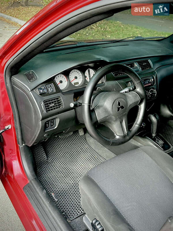 Седан Mitsubishi Lancer 2008 в Виннице