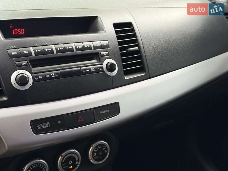 Седан Mitsubishi Lancer 2007 в Запорожье