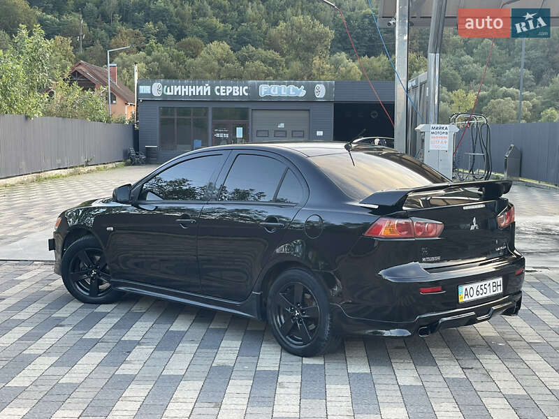 Седан Mitsubishi Lancer 2008 в Сваляве