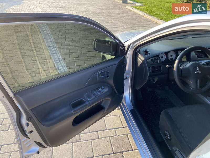 Седан Mitsubishi Lancer 2008 в Дніпрі