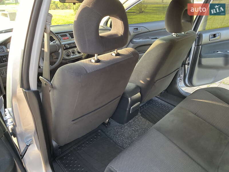 Седан Mitsubishi Lancer 2008 в Дніпрі