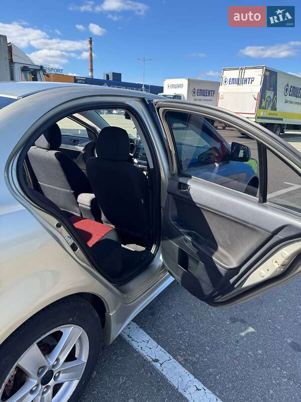 Седан Mitsubishi Lancer 2007 в Києві