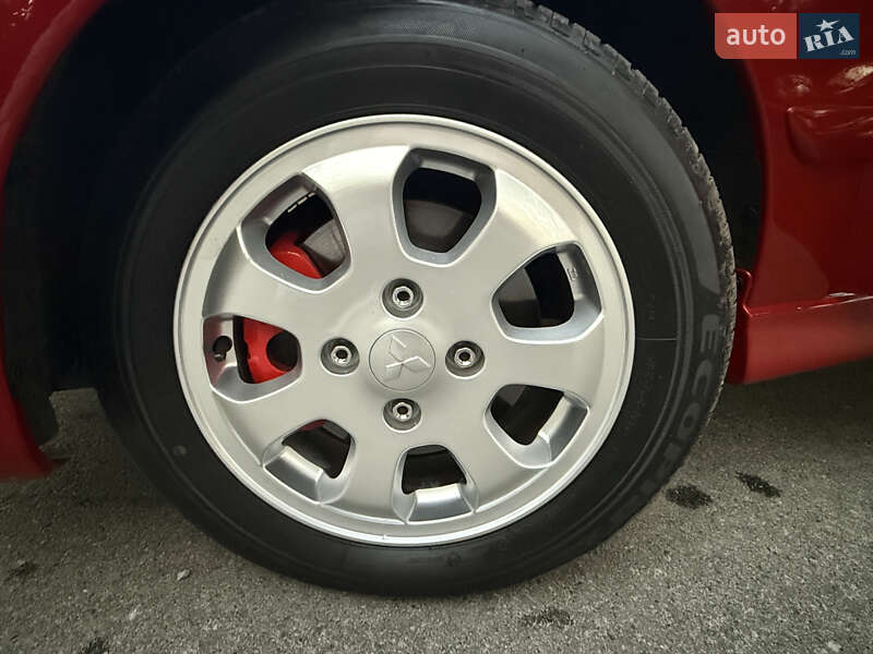 Седан Mitsubishi Lancer 2007 в Киеве