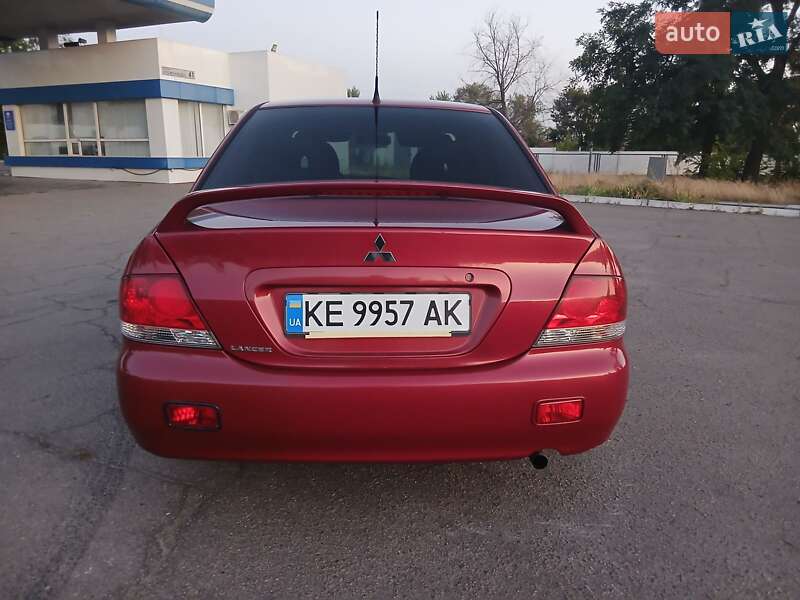 Седан Mitsubishi Lancer 2004 в Дніпрі фото 4 Седан Mitsubishi Lancer 2004 в Дніпрі