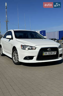 Седан Mitsubishi Lancer 2012 в Сумах
