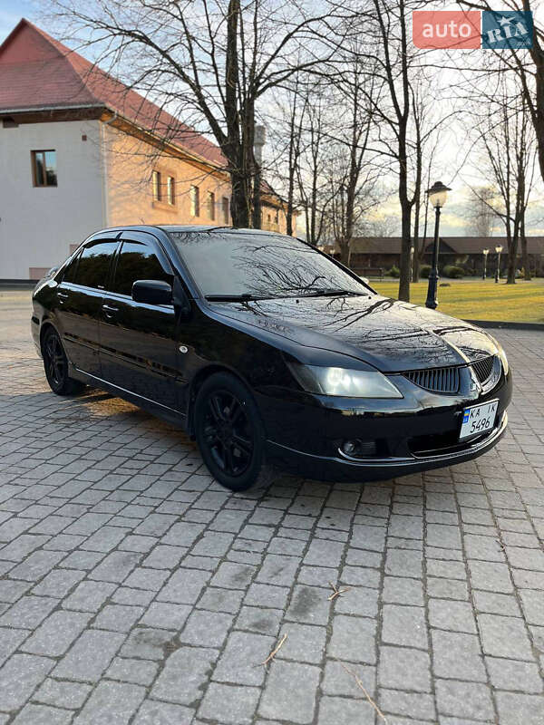 Седан Mitsubishi Lancer 2005 в Ирпене