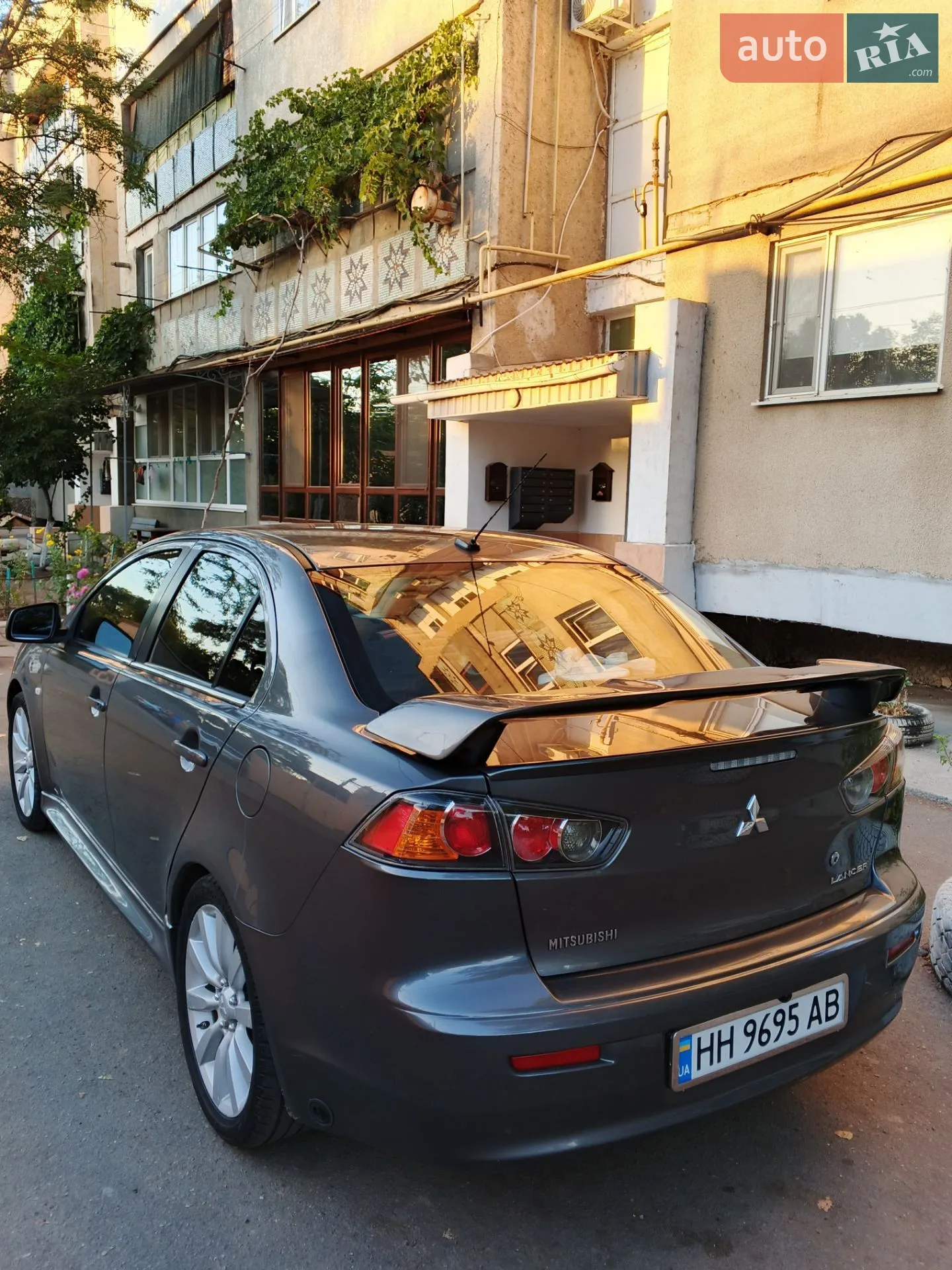 2010 Mitsubishi Lancer - мініатюра 8