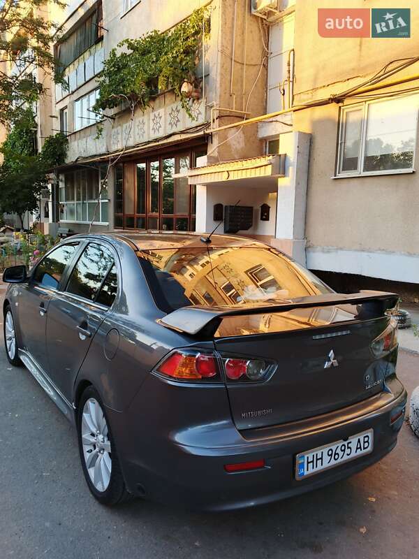 Седан Mitsubishi Lancer 2010 в Болграді