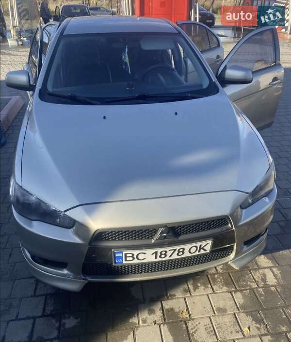 Седан Mitsubishi Lancer 2008 в Старом Самборе