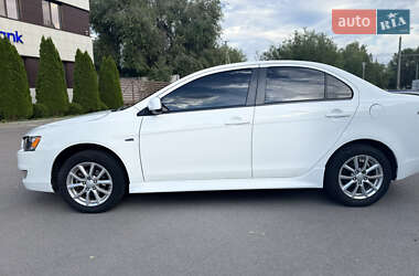 Седан Mitsubishi Lancer 2015 в 