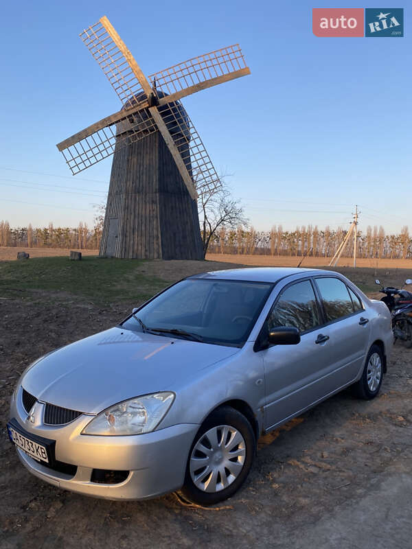 Mitsubishi Lancer 2004