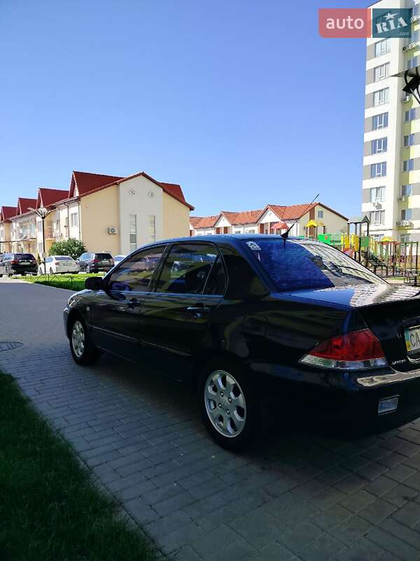Седан Mitsubishi Lancer 2009 в Черкассах