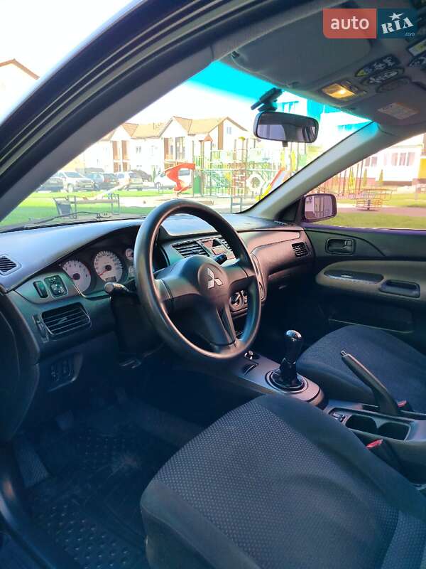 Седан Mitsubishi Lancer 2009 в Черкассах