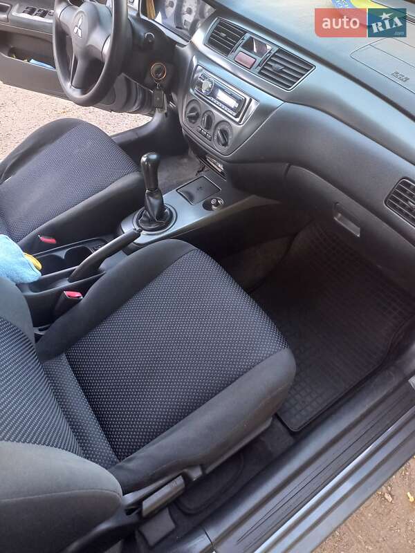Седан Mitsubishi Lancer 2007 в Львові фото 18 Седан Mitsubishi Lancer 2007 в Львові