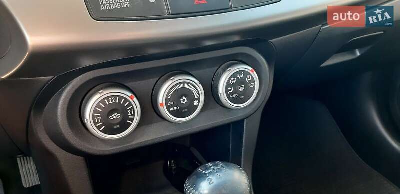 Седан Mitsubishi Lancer 2008 в Харькове