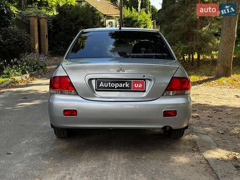 Седан Mitsubishi Lancer 2005 в Киеве фото 8 Седан Mitsubishi Lancer 2005 в Киеве