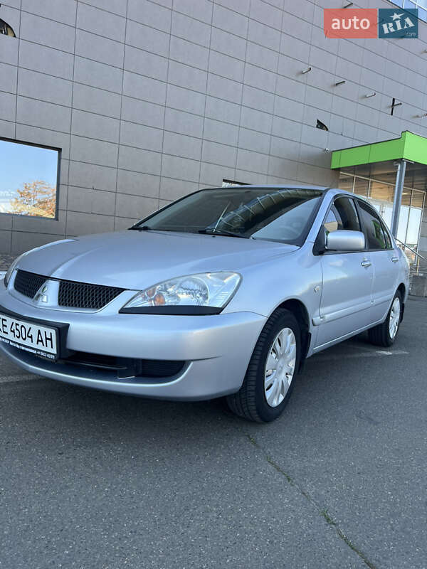 Седан Mitsubishi Lancer 2005 в Кривом Роге