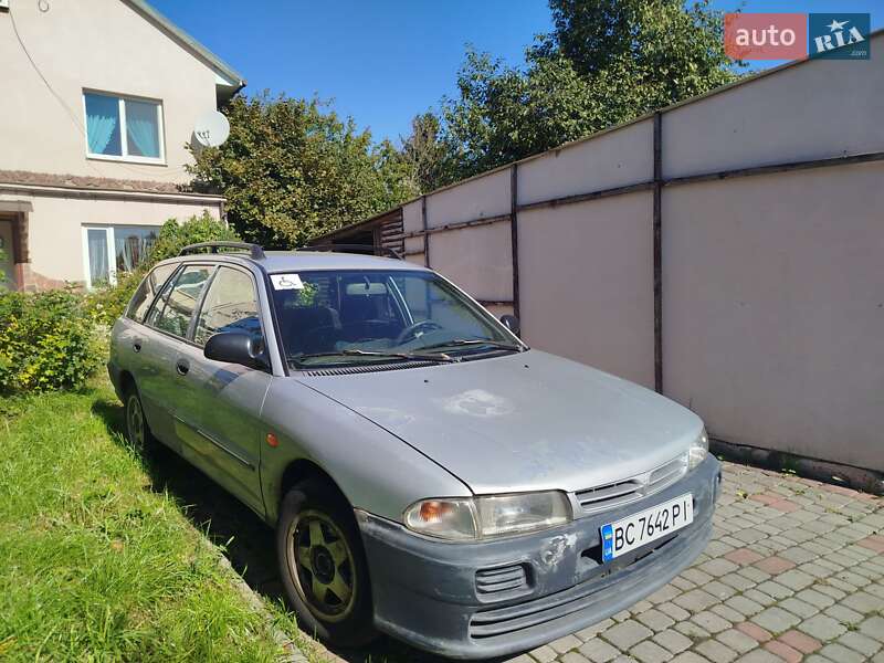 Mitsubishi Lancer 1998