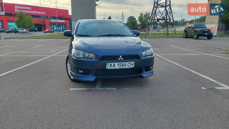 Седан Mitsubishi Lancer 2008 в Киеве
