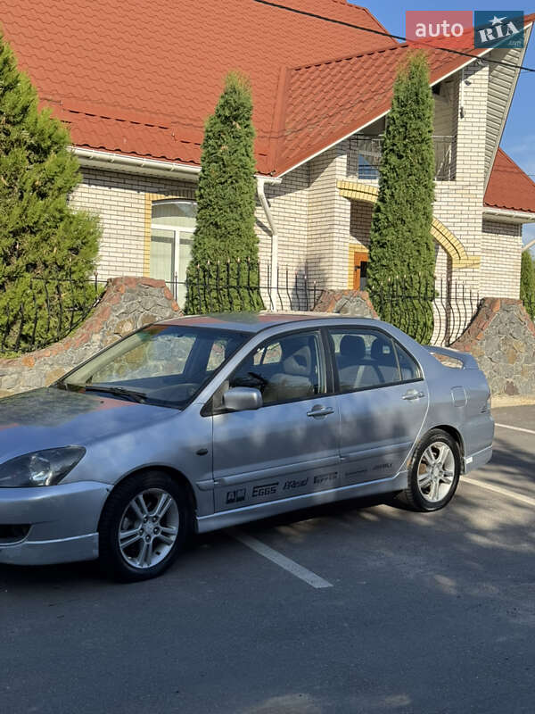 Седан Mitsubishi Lancer 2005 в Виннице