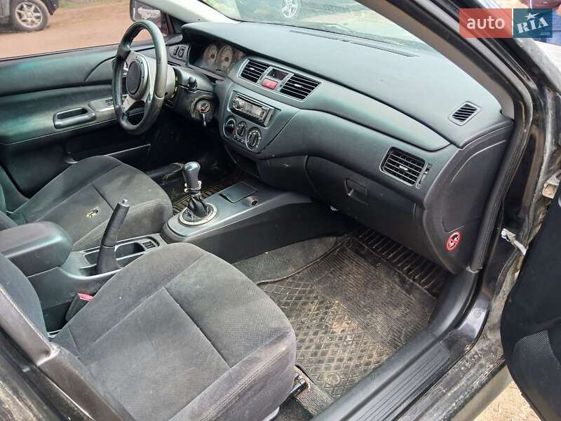 Универсал Mitsubishi Lancer 2004 в Луцке