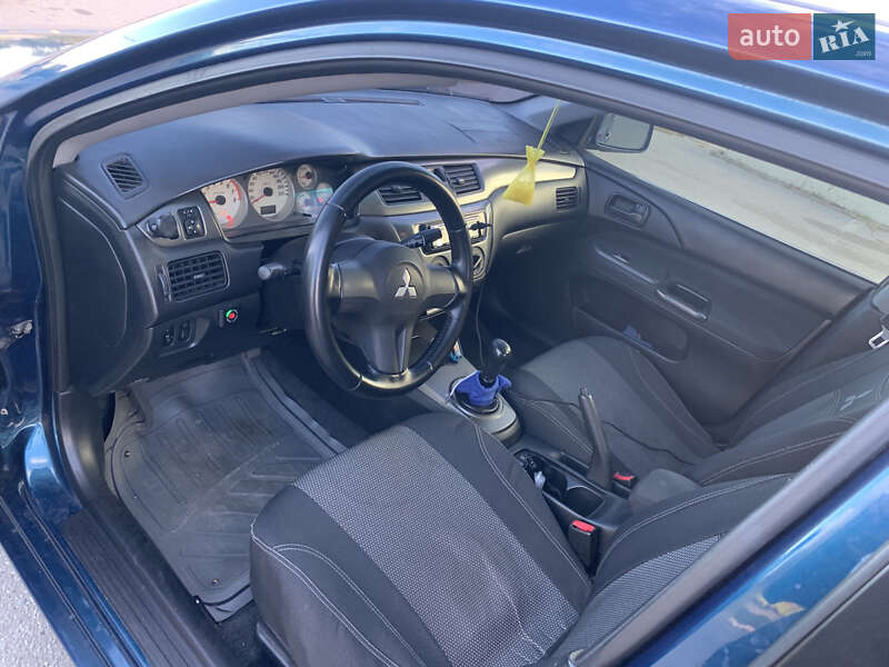 Седан Mitsubishi Lancer 2006 в Харкові