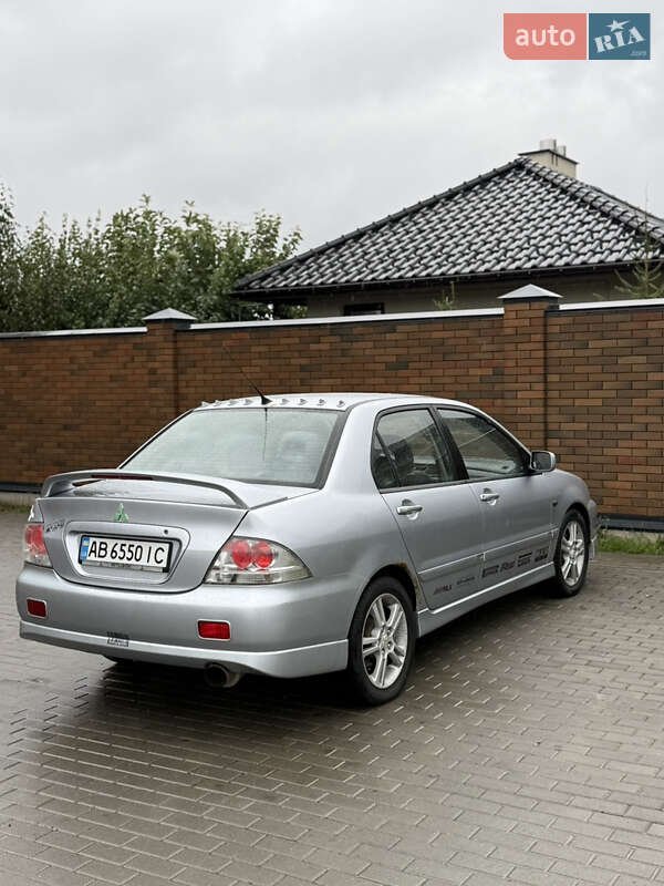 Mitsubishi Lancer 2005