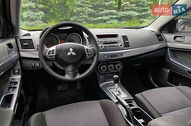 Седан Mitsubishi Lancer 2011 в 