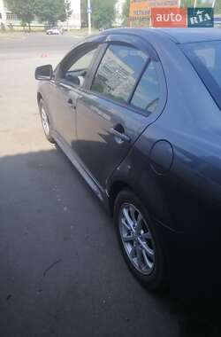Седан Mitsubishi Lancer 2011 в 