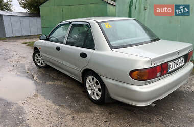 Седан Mitsubishi Lancer 1995 в 