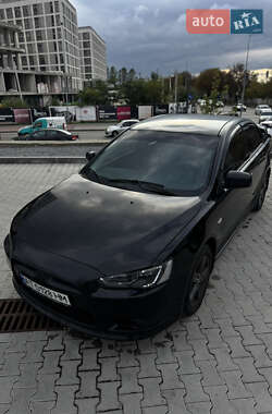 Хэтчбек Mitsubishi Lancer 2012 в 