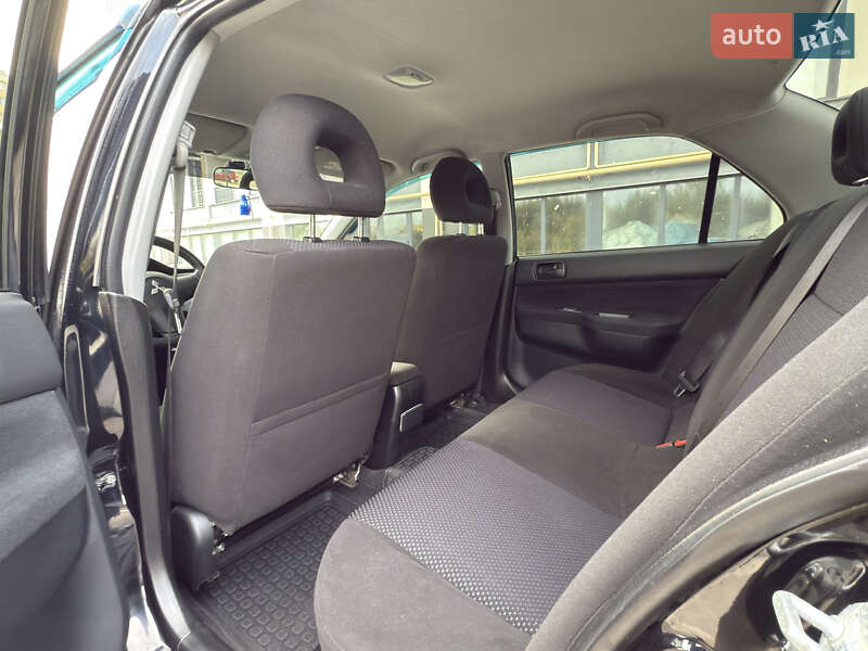 Седан Mitsubishi Lancer 2008 в Луцке