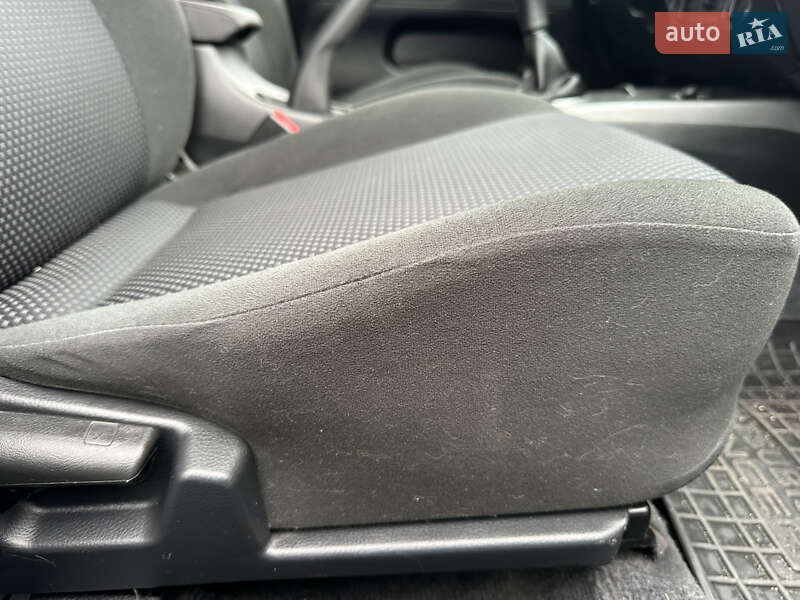 Седан Mitsubishi Lancer 2009 в Киеве
