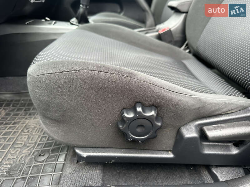 Седан Mitsubishi Lancer 2009 в Киеве