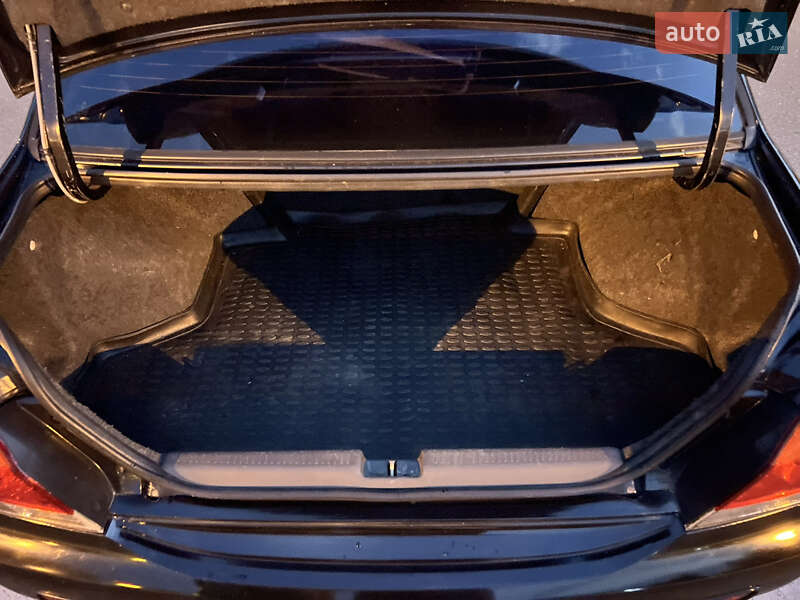 Седан Mitsubishi Lancer 2006 в Броварах