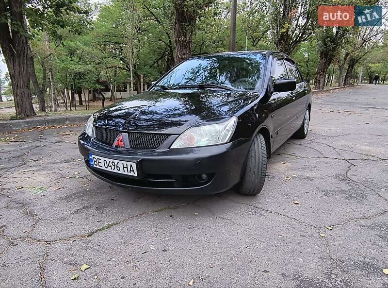 Седан Mitsubishi Lancer 2005 в Николаеве