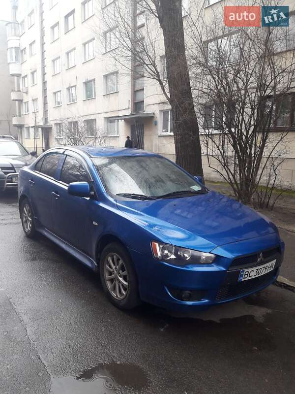 Mitsubishi Lancer 2011