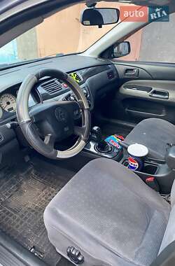 Седан Mitsubishi Lancer 2004 в 