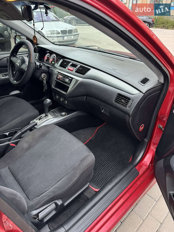 Седан Mitsubishi Lancer 2006 в Киеве