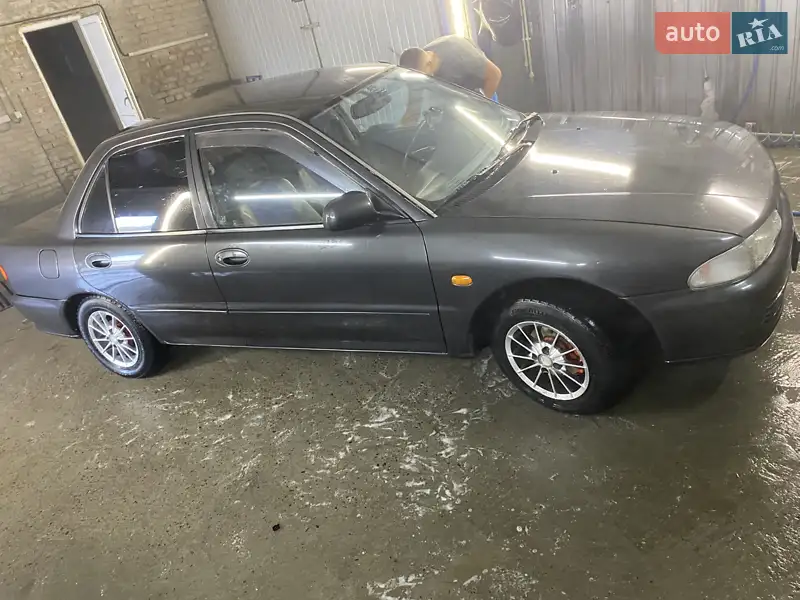 Mitsubishi Lancer 1995