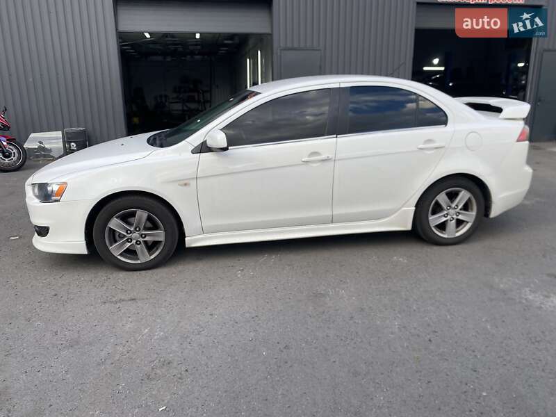 Седан Mitsubishi Lancer 2008 в Днепре