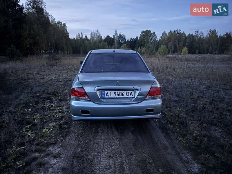 Седан Mitsubishi Lancer 2006 в Катюжанке