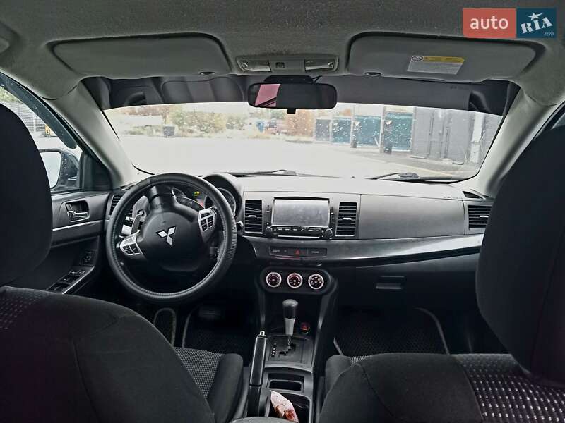 Седан Mitsubishi Lancer 2007 в Николаеве
