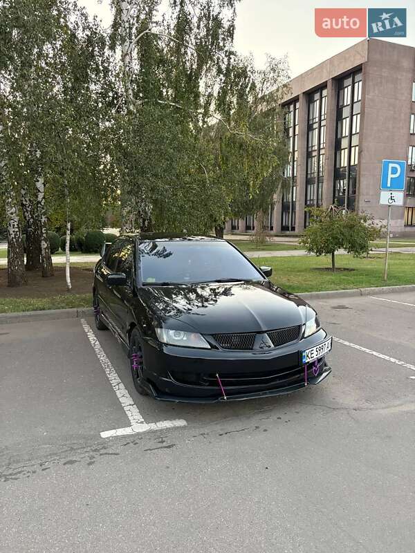Седан Mitsubishi Lancer 2005 в Кривом Роге