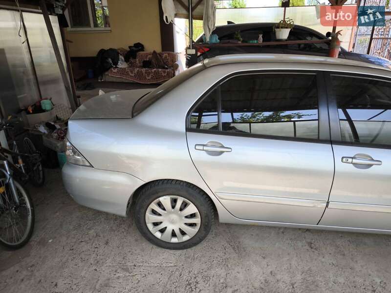 Седан Mitsubishi Lancer 2006 в Дніпрі